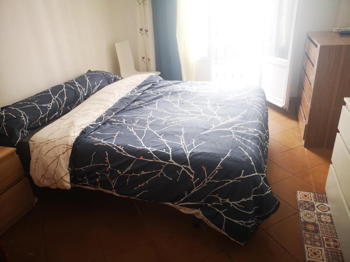 Centrica Habitacion Bed & Breakfast Madrid Exterior photo